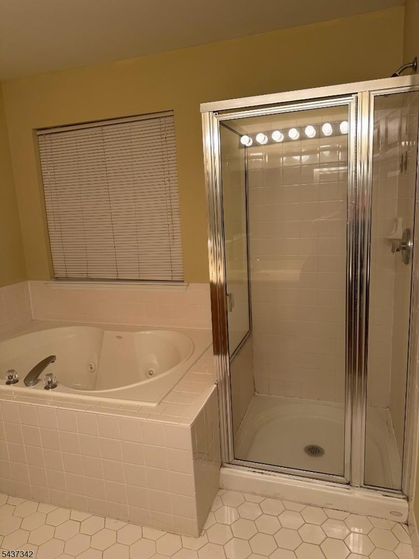 193 Fountayne Lane Lawrence NJ 08648