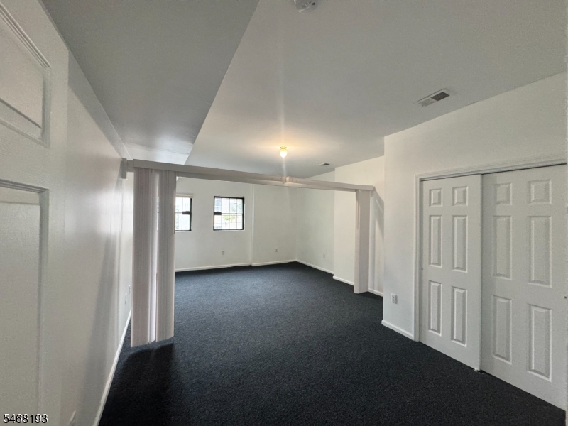 44 3RD Street Newark NJ 07107