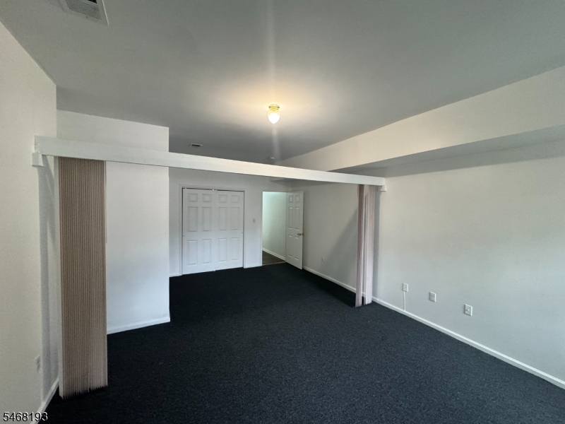 44 3RD Street Newark NJ 07107