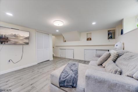 20 Haller Road West Orange NJ 07052