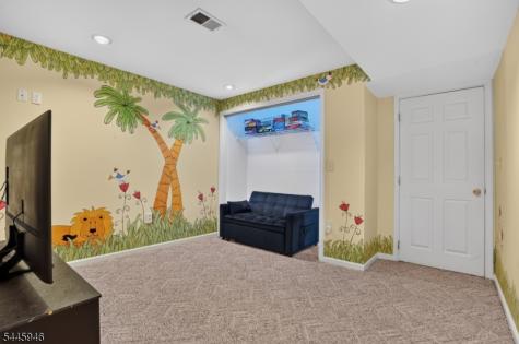 115 Constitution Way Ondo Bernards NJ 07920