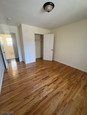 549 Hawthorne Avenue Apt 3 Newark NJ 07112