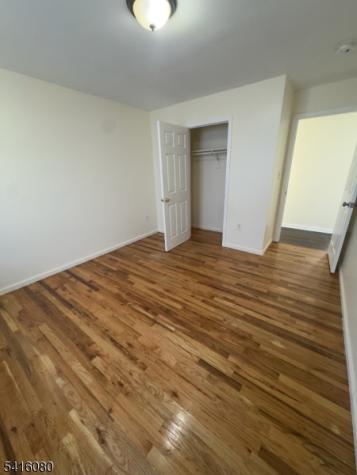 549 Hawthorne Avenue Apt 3 Newark NJ 07112