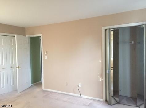 651 Riverside Avenue Lyndhurst NJ 07071