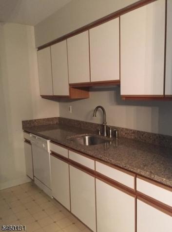 651 Riverside Avenue Lyndhurst NJ 07071
