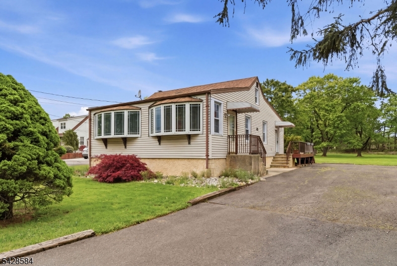 1965 Old Amwell Road Franklin NJ 08873