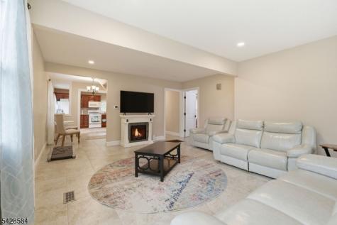 1965 Old Amwell Road Franklin NJ 08873