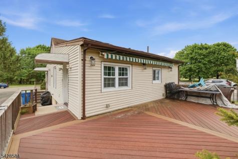 1965 Old Amwell Road Franklin NJ 08873