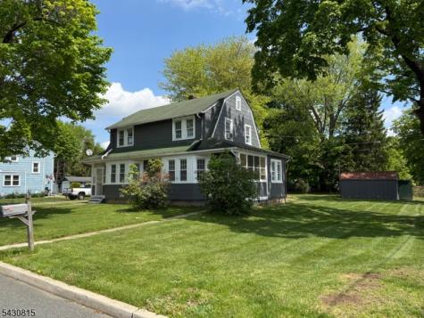 2 Chase Drive Roxbury NJ 07847