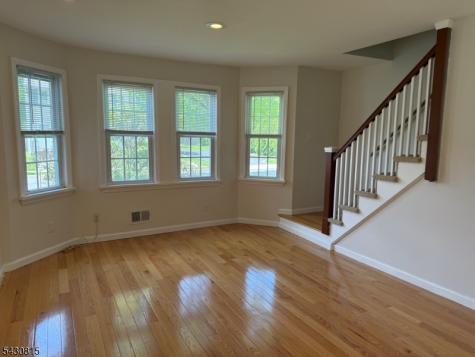 2 Chase Drive Roxbury NJ 07847