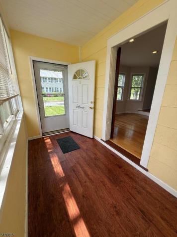 2 Chase Drive Roxbury NJ 07847