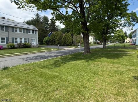 2 Chase Drive Roxbury NJ 07847
