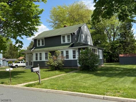 2 Chase Drive Roxbury NJ 07847