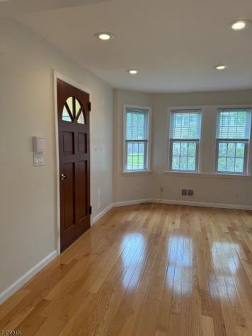 2 Chase Drive Roxbury NJ 07847