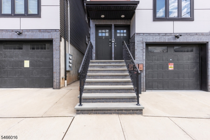 19 Shaw Avenue Newark NJ 07112