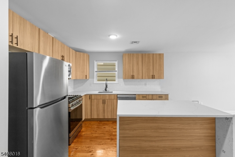 19 Shaw Avenue Newark NJ 07112