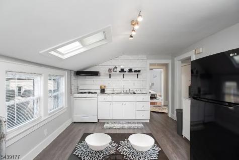 35 Hazelwood Road Bloomfield NJ 07003