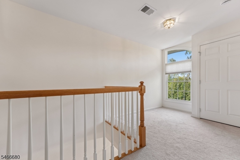 204 Edmonton Court Livingston NJ 07039