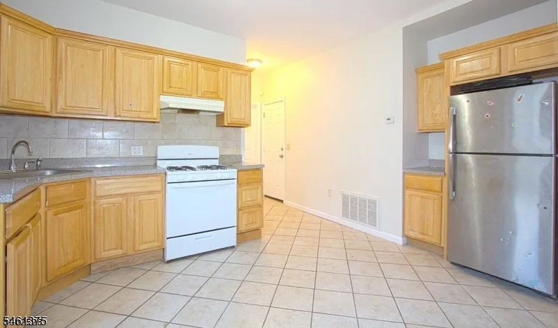 246 Columbia Avenue Irvington NJ 07111
