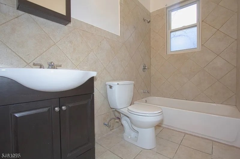 246 Columbia Avenue Irvington NJ 07111