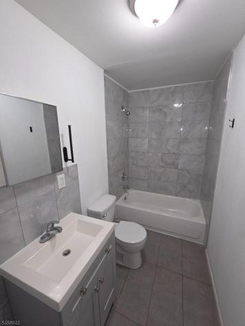 61 S Maple Avenue East Orange NJ 07018