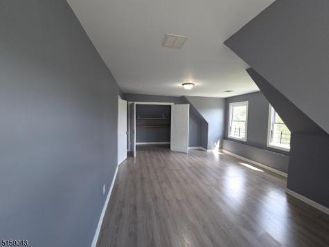 61 S Maple Avenue East Orange NJ 07018