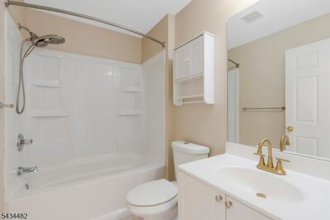 1636 King Court Green Brook NJ 08812