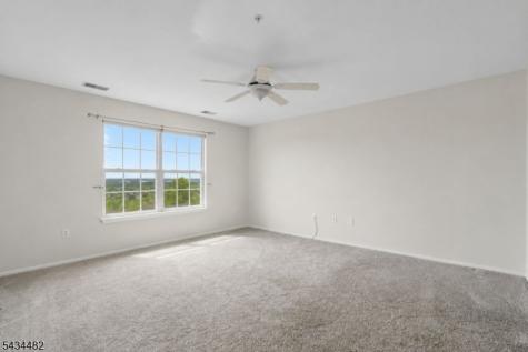 1636 King Court Green Brook NJ 08812