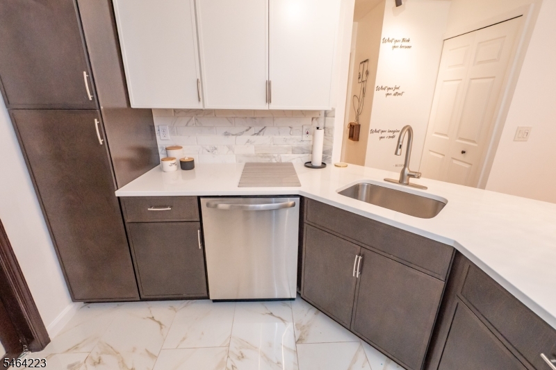 172 Potomac Drive Bernards NJ 07920