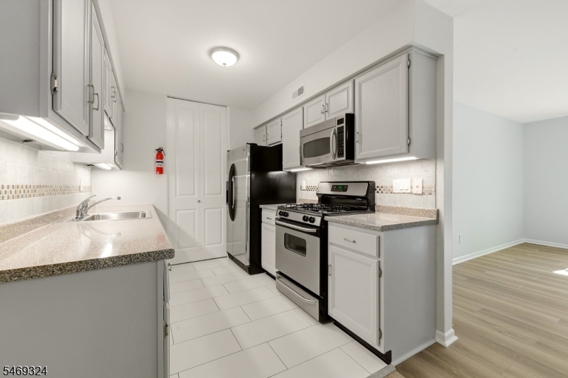 42 John Street Bloomfield NJ 07003