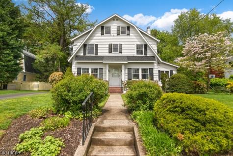 11 Pine Terrace West Millburn NJ 07078