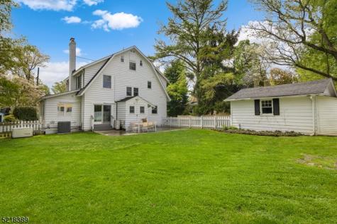 11 Pine Terrace West Millburn NJ 07078