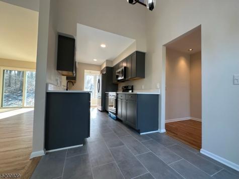 54 Water Street Tewksbury NJ 08833