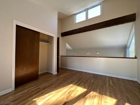 54 Water Street Tewksbury NJ 08833