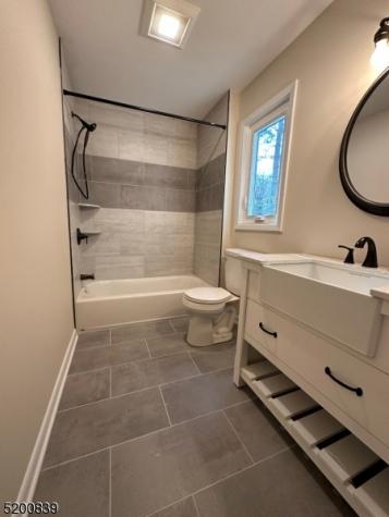 54 Water Street Tewksbury NJ 08833