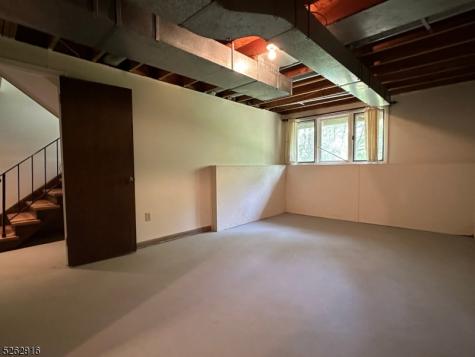 54 Water Street Tewksbury NJ 08833