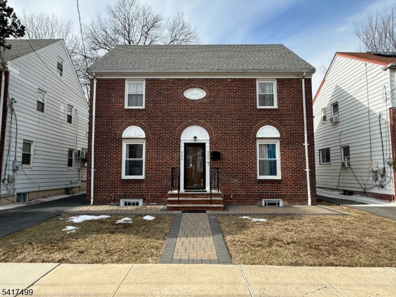335 Hobson Street Newark NJ 07112