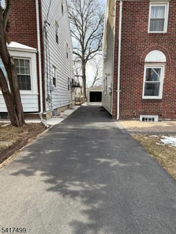 335 Hobson Street Newark NJ 07112