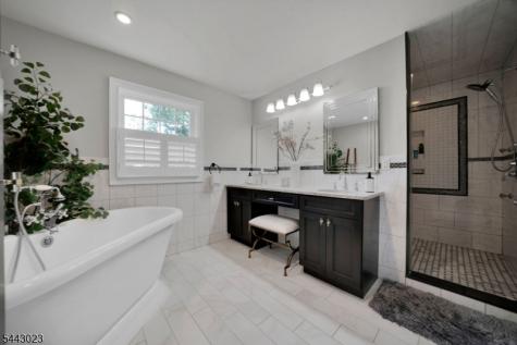 1233 Poplar Avenue Mountainside NJ 07092