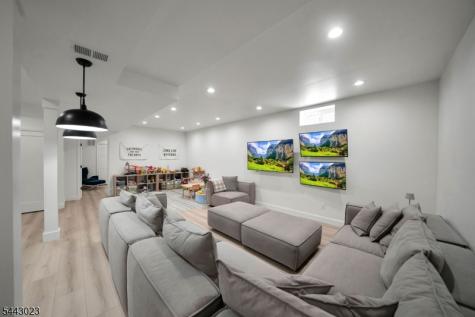 1233 Poplar Avenue Mountainside NJ 07092