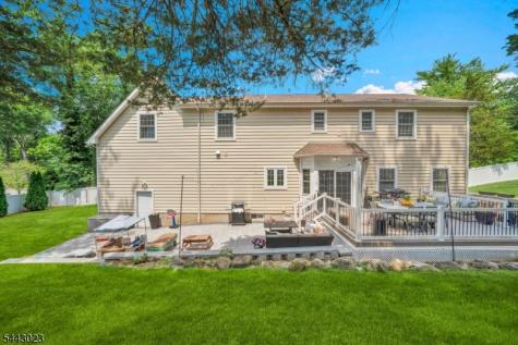 1233 Poplar Avenue Mountainside NJ 07092