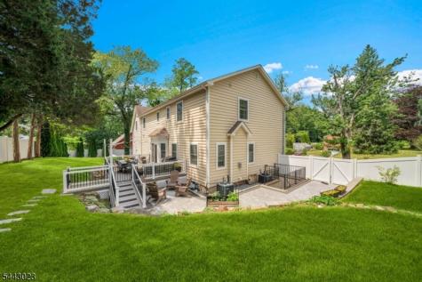 1233 Poplar Avenue Mountainside NJ 07092