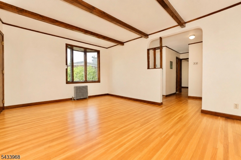 15 N Carpenter Ter Unit 1r Belleville NJ 07109