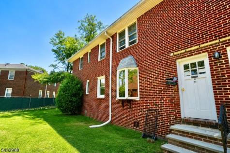 15 N Carpenter Ter Unit 1r Belleville NJ 07109