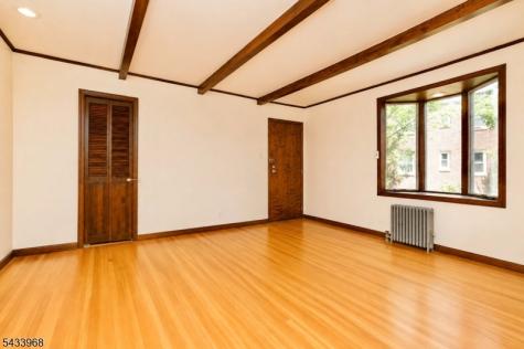 15 N Carpenter Ter Unit 1r Belleville NJ 07109