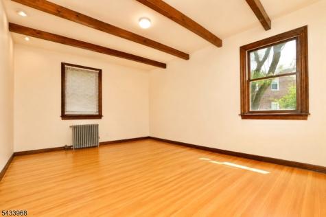 15 N Carpenter Ter Unit 1r Belleville NJ 07109