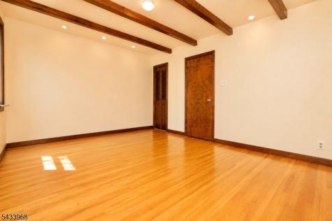 15 N Carpenter Ter Unit 1r Belleville NJ 07109