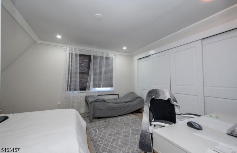 119 Morningside Avenue Middletown NJ 07748