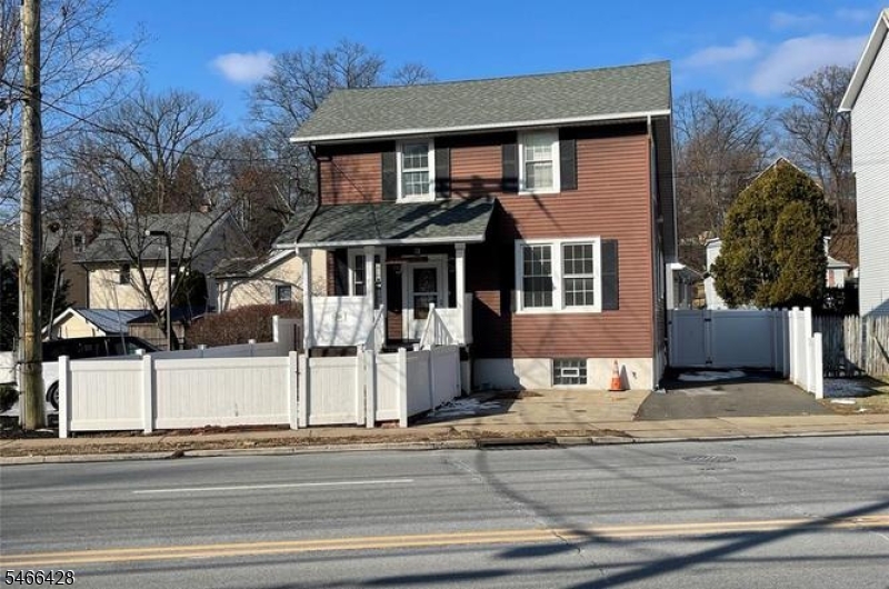 138 Pompton Verona NJ 07044