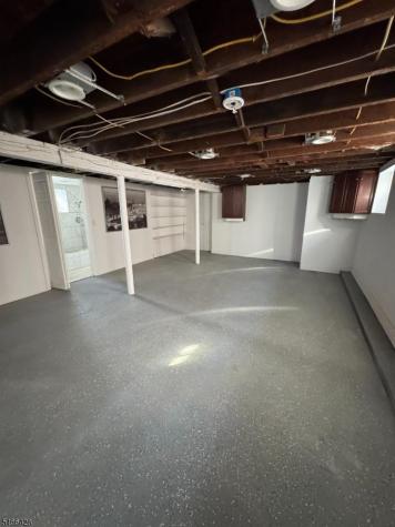 138 Pompton Verona NJ 07044